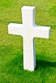 11085622-marble-cross-of-fallen-soldier-american-war-cemetery-near-omaha-beach-normandy-colleville-sur-mer